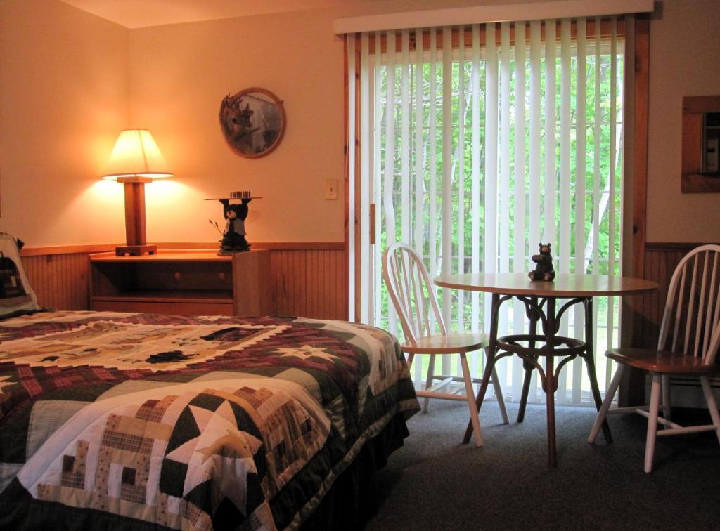 Bear Tree Lodge Weirs Beach Eksteriør bilde